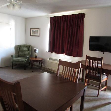 Douglas Inn & Suites, Blue Ridge, Ga Luaran gambar