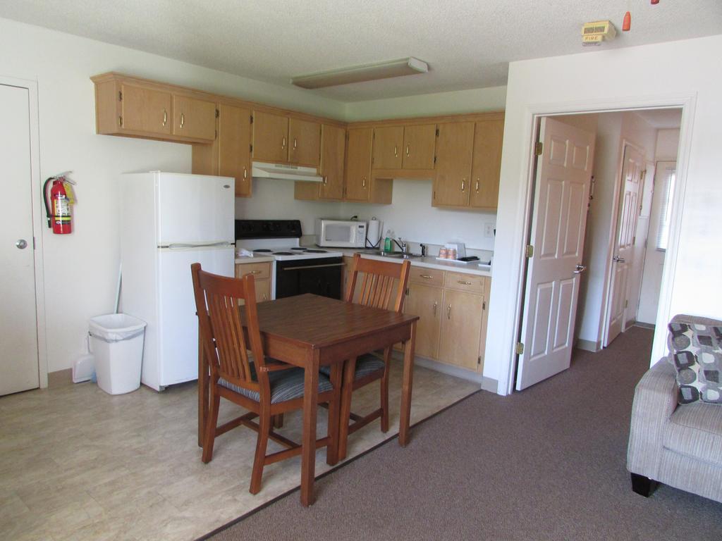 Douglas Inn & Suites, Blue Ridge, Ga Luaran gambar