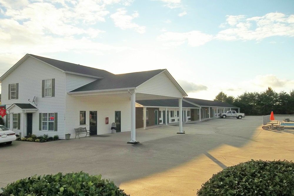 Douglas Inn & Suites, Blue Ridge, Ga Luaran gambar