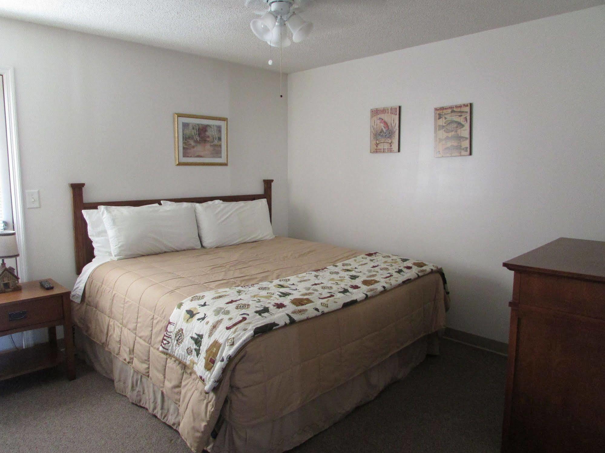 Douglas Inn & Suites, Blue Ridge, Ga Luaran gambar